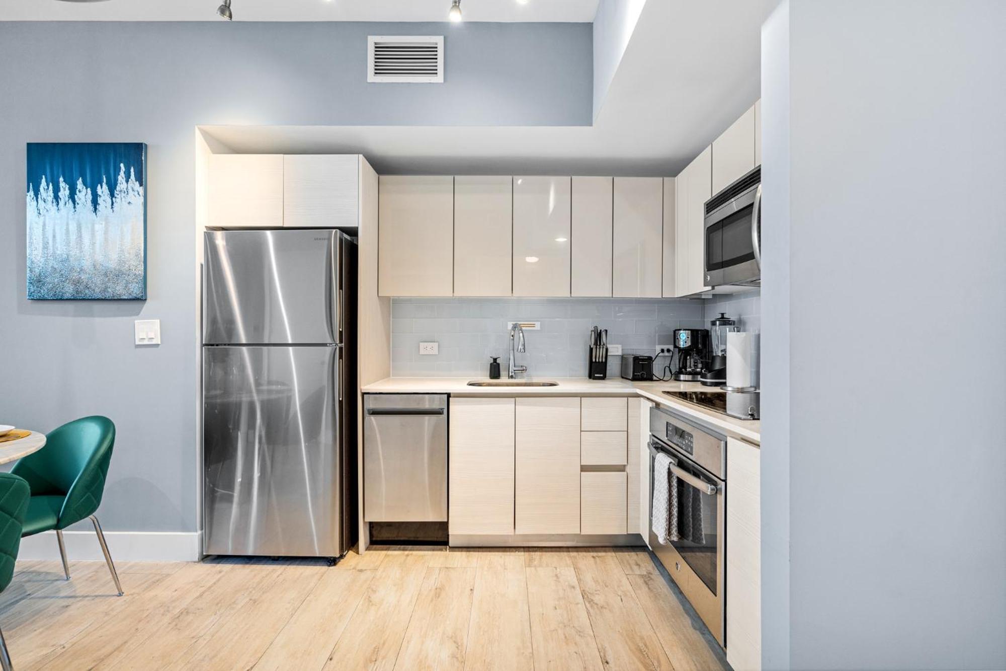 Ocean Views - Pool & Gym - Pet Friendly - Close To Beach Hallandale Beach Exterior photo