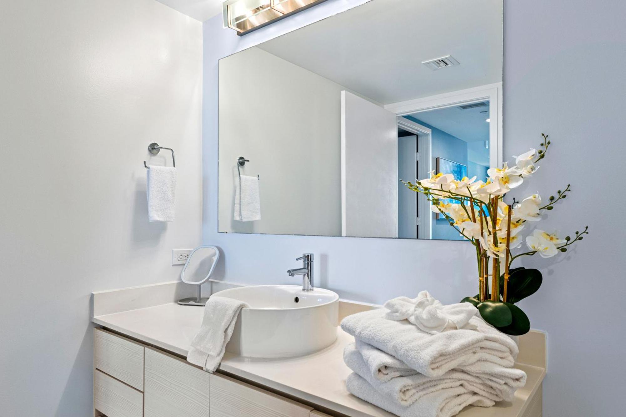 Ocean Views - Pool & Gym - Pet Friendly - Close To Beach Hallandale Beach Exterior photo