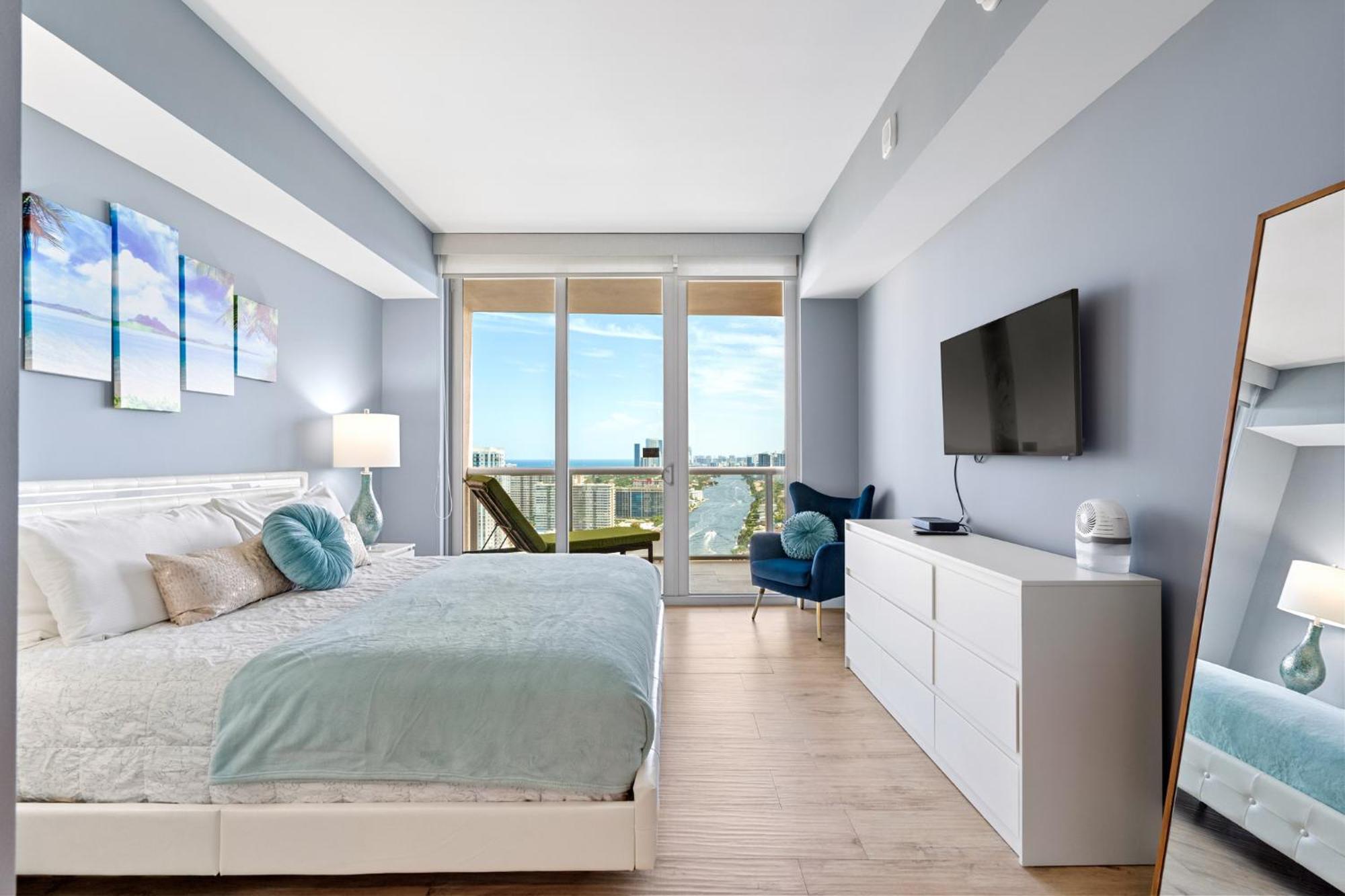 Ocean Views - Pool & Gym - Pet Friendly - Close To Beach Hallandale Beach Exterior photo